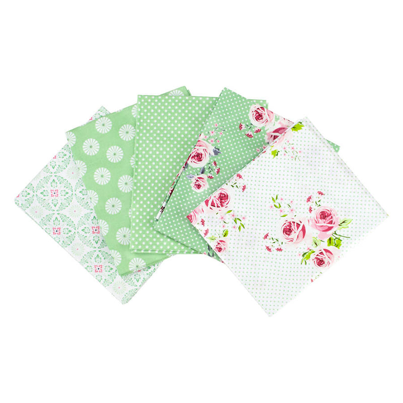 Quality fat quarter bundle by Gutermann. 100% cotton quilting fabric featuring beautifully curated floral images