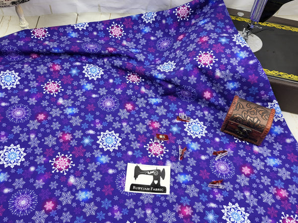 Christmas Snowflakes - cotton lycra - 150cm wide