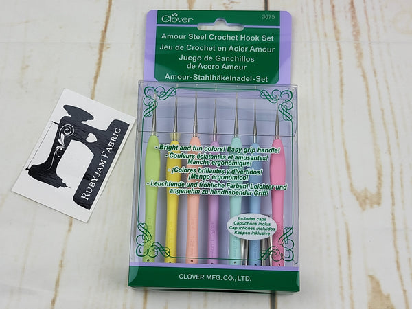Clover Steel Crochet Hook Set (sizes 0.6mm to 1.75mm) - clearance