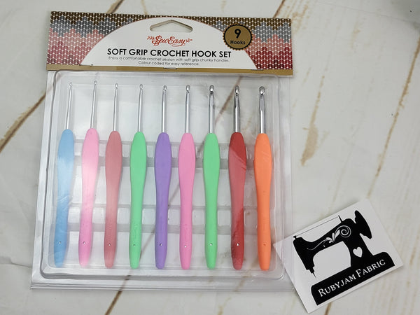 Sew Easy Soft Grip Crochet Hook Set (9 sizes - 2.0mm to 6.0mm) - clearance