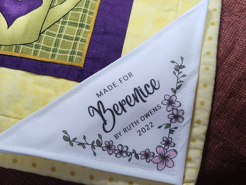 Custom Made QUILT LABEL, organic quilting cotton, Style 54 - Corner Label - Floral